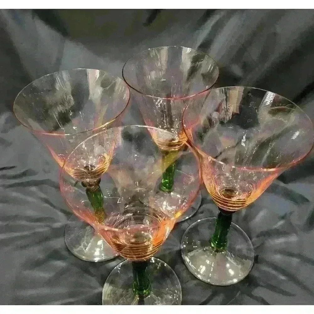 Set of 4-FORNACE MIAN- Burano Wine Glasses - Picture 4 of 6